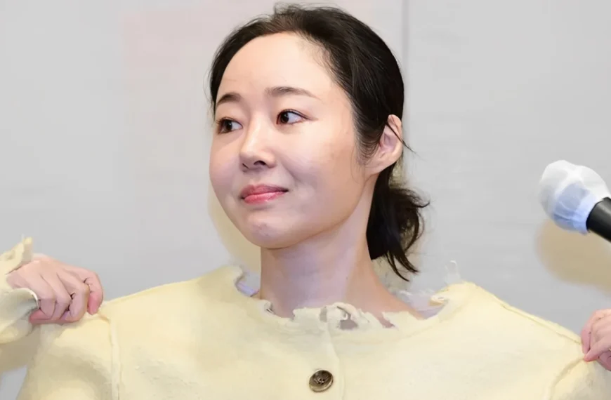 Court Rejects Min Hee Jin's Request for Reinstatement as ADOR CEO, and HYBE Responds