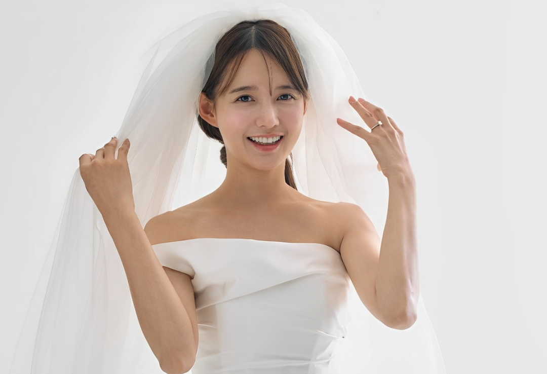 Nam Bo Ra Charms Fans with Stunning Wedding Photos and Heartfelt Message of Gratitude